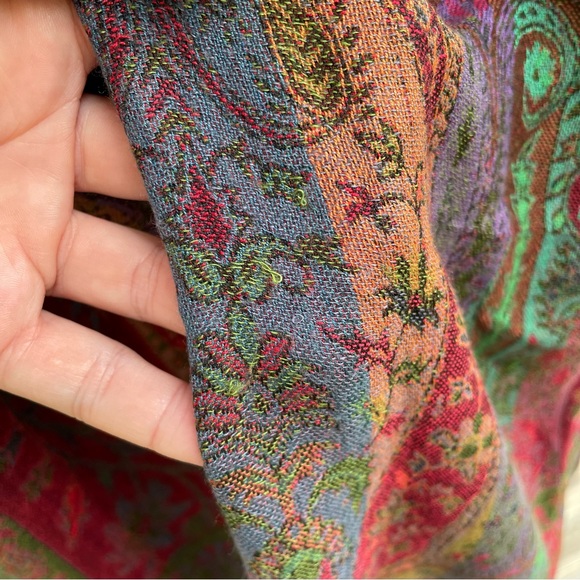 Sacred Threads fringe floral paisley multicolored shawl - Picture 13 of 13